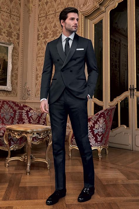 vestito matrimonio uomo versace|Abiti da Cerimonia di Versace .